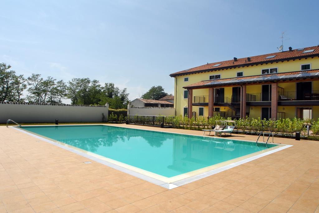 B&B Corte dei Cedri Bussolengo Esterno foto